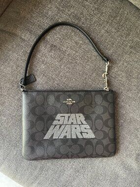 Coach x Star Wars Gallery Pouch Signature Canvas Black Smoke Wristlet F88488 NWT